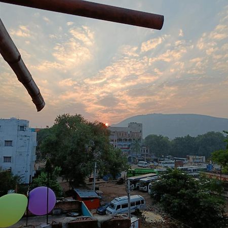 Hotel Devdoot Rajgir Bilik gambar